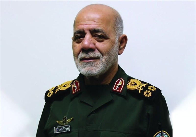 دیدار سرلشکر عبداللهی با خانواده شهیدان حاجی‌زاده و باباخانی